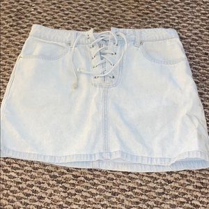 Light wash jean skirt